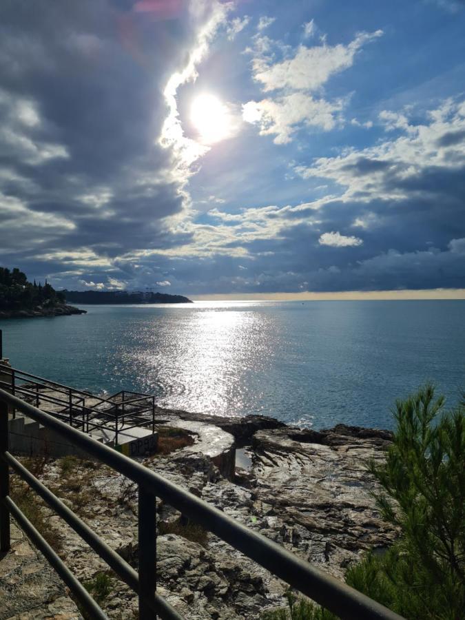 Apartment Tomas Near The Beach بولا المظهر الخارجي الصورة
