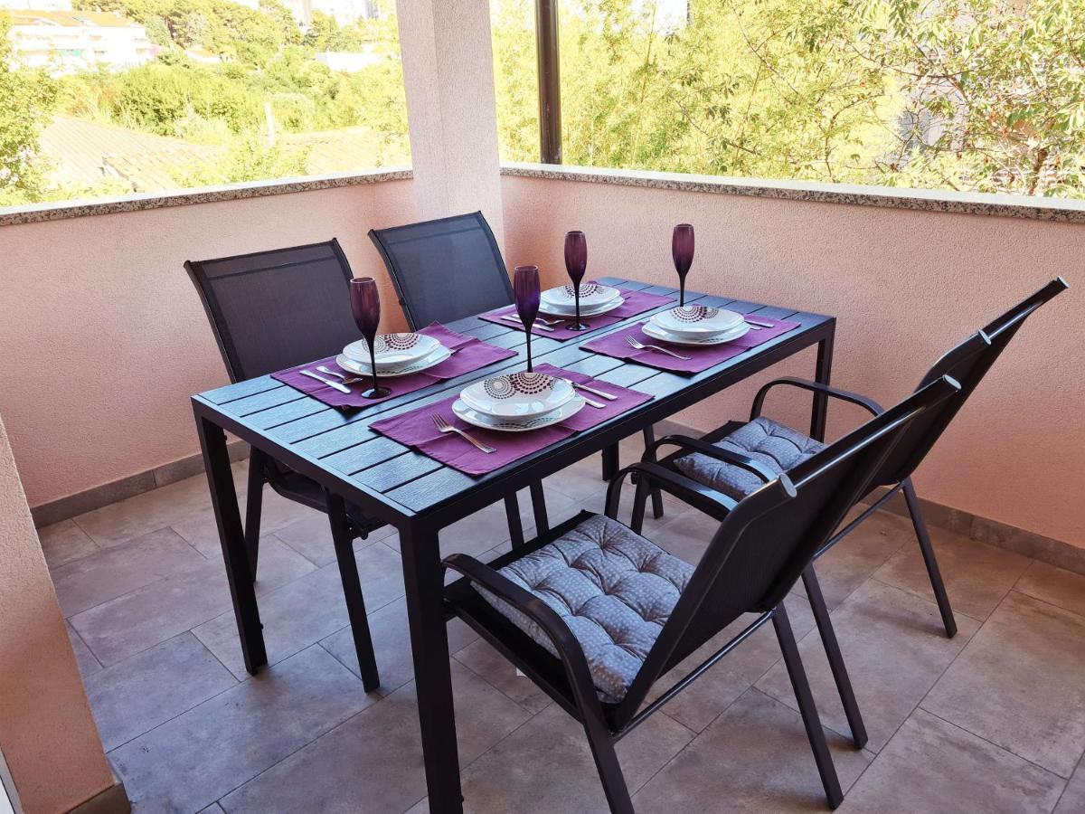 Apartment Tomas Near The Beach بولا المظهر الخارجي الصورة
